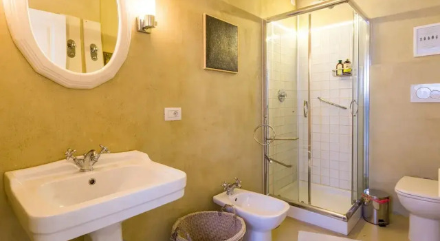 Номер Superior White Lilac Romantic B&B