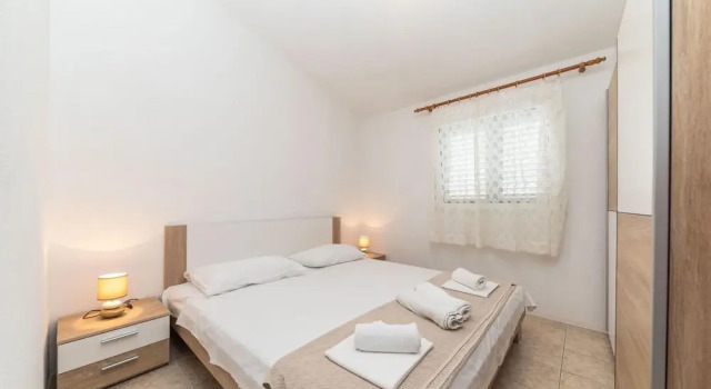 Nice Apartment in Vinisce With 2 Bedrooms and Wifi, Забронировать Апартаменты/квартира Отели Винишче с парковкой, рядом с Пляж Смоквина, Парковка