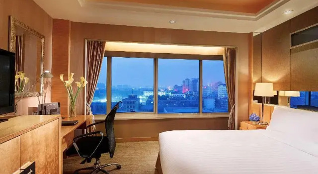 Двухместный номер Superior Sofitel Xian On Renmin Square
