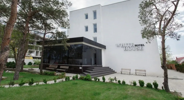 White House, Prenota Hotel Hotel a Odessa region con piscina, Piscina