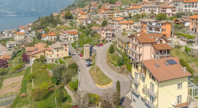 Dea House, Varaa Hotelli Nesso Como