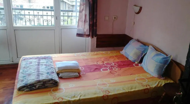 Hostel Enny, Book Hostel Bov Sofia