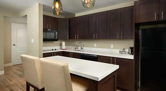 Двухместный люкс с балконом Hampton Inn & Suites Scottsdale On Shea Blvd