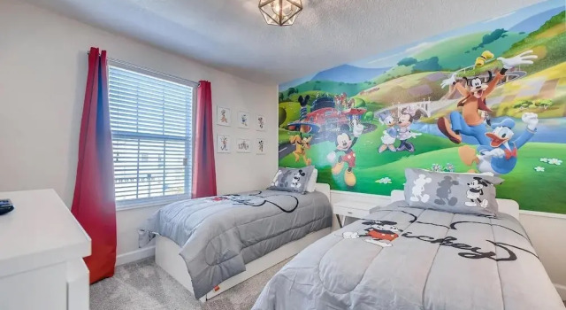 1557 MC - 6BR Poolside Paradise: Ultimate Fun!, Book Hotel Hoteller i Four Corners med pool, Swimmingpool