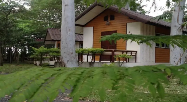 Le Bien Resort, Varaa Lomakeskus Hotellit North-Eastern Thailand pysäköinnillä, Pysäköinti