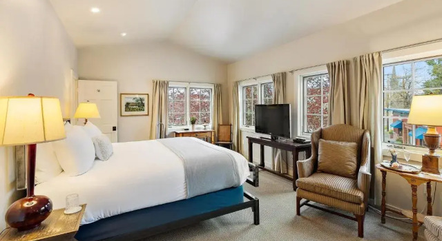 Двухместный номер Deluxe McCully House Inn
