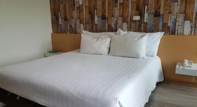 Двухместный номер Superior Prajaktra City Hostel