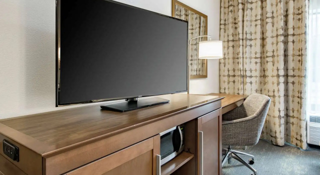 Номер Standard Hampton Inn & Suites Newport/Cincinnati, KY