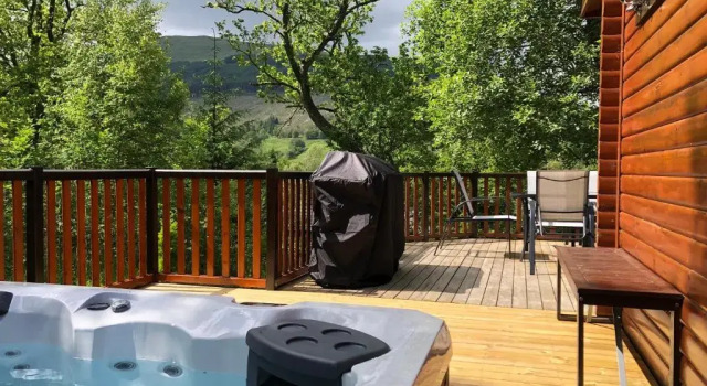 Номер Superior Balquhidder Braes Holiday Park Lodges, mostly with Hot Tubs and pet friendly, EV facilities