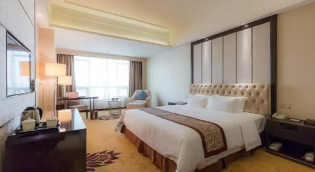 Tai Ran Hotel, Rezerwuj Hotel Hotele w Shenzhen z parkingiem, Parking