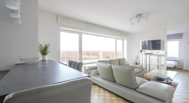Nice studio with big terrace, Foglalás Szálloda Anderlecht Brussel