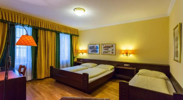 Трёхместный номер Standard Hotel Gösser Bräu