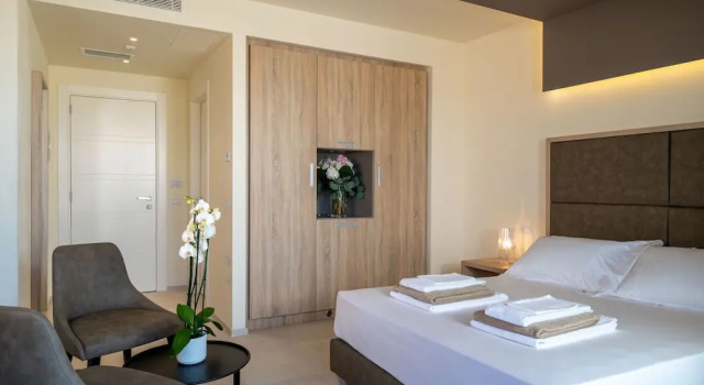 Номер Superior с балконом и с частичным видом на море Palace Lido Hotel & Suites