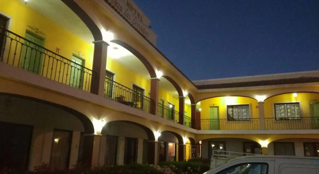 Hotel Plaza Los Dorados