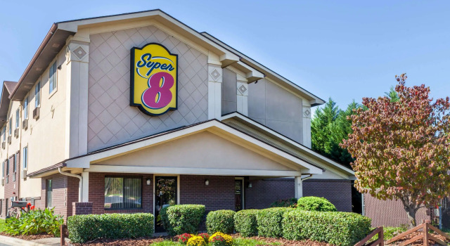 Super 8 by Wyndham Charlotte/Amusement Park Area, Забронировать Мини-отель Мини-отели Пайнвилль, Мини-отель