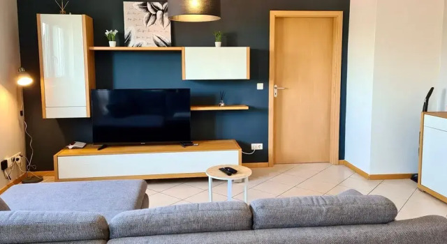 Fully Furnished Modern Condo