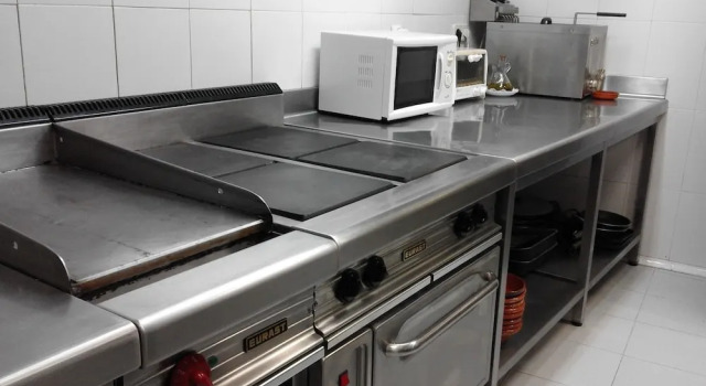 Коттедж с балконом Hostal Rural Cumbres de Castilla