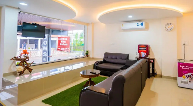 Oyo 14879 Home Modern 1 Bhk Airport