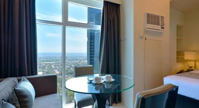 Апартаменты Currency Serviced Suites