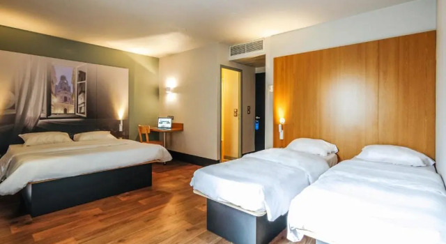 Четырёхместный номер Standard B&B HOTEL Nantes Centre