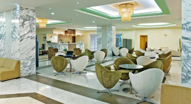 Marianna Palace Hotel, Забронировать Отель Отели Колимпиа с парковкой, Парковка