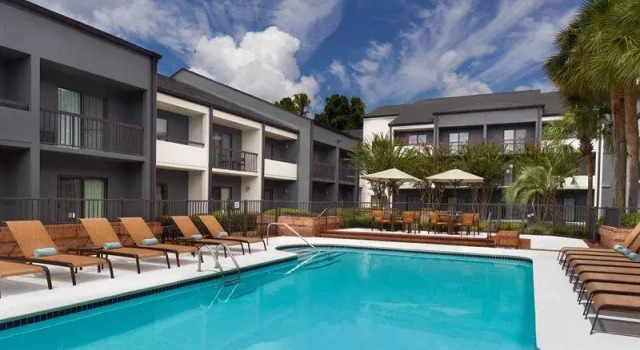 Люкс Standard Courtyard by Marriott Tallahassee Downtown/Capital