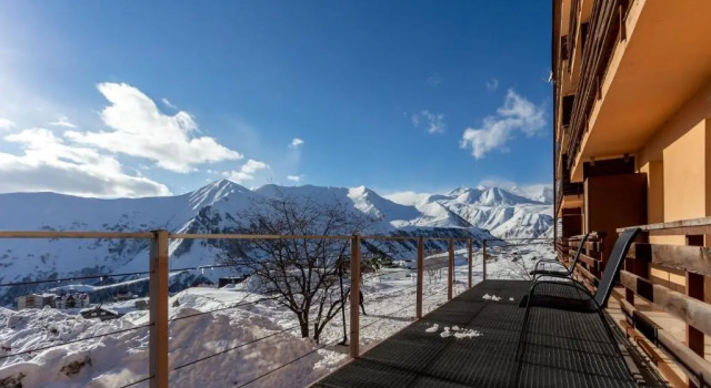 Cozy and Comfortable Apartment in Gudauri, Prenota Appartamento Hotel a Mtkheta-Mtianeti con parcheggio, Parcheggio