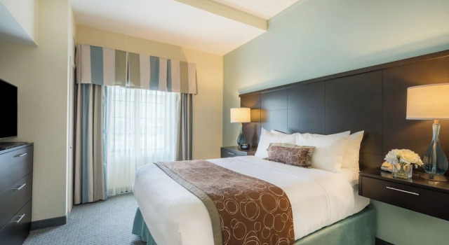 Номер Deluxe Staybridge Suites Wilmington - Brandywine Valley by IHG