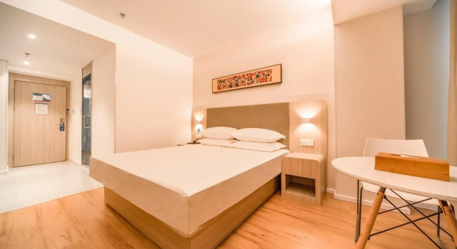Hanting Hotel Shenyang Tiexi Qigong Street Metro Station, Book Hotel Shenhe 
