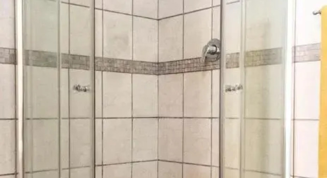 15 @ Porter Guesthouse, Забронировать Отель Порт-Шепстон Квазулу-Наталь