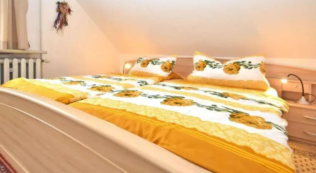 Einladende Ferienwohnung mit Garten, Réserver Hôtel Frauenwald Thuringian Forest