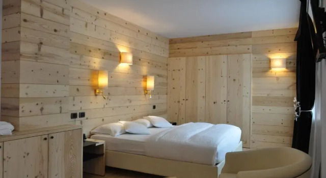 Полулюкс Chalet Laura Lodge Hotel