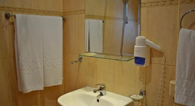 Двухместный номер Standard с балконом Royal Beach
