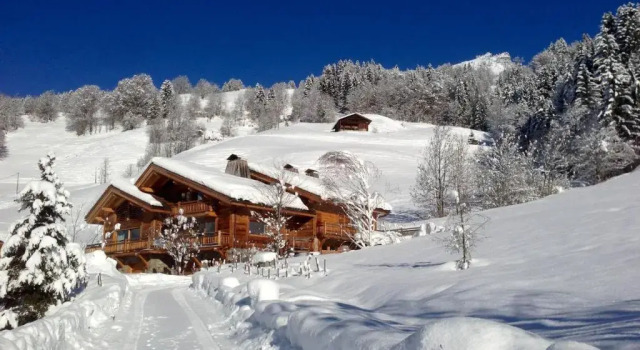 Шале с 5 комнатами Chalet La Vigogne et Spa