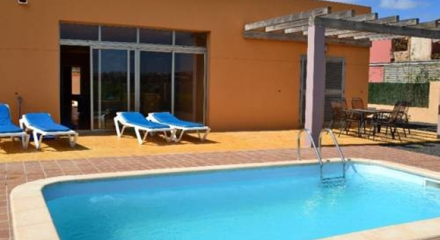 Villa Bali Golf Las Salinas Caleta de Fuste, Забронировать Вилла Коттеджи Калета-де-Фусте, рядом с Пристань Caleta de Fuste, Коттедж