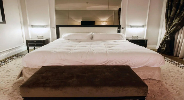 San Jose Safehouse Suites, Забронировать Отель Отели Сан-Хосе 5 звезд, рядом с Художественный музей Сан-Хосе, 5*