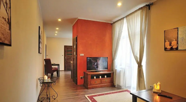 Апартаменты с балконом STING Boutique Apartments