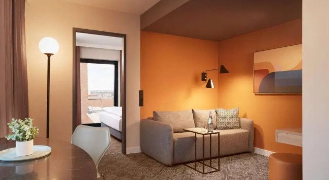 Апартаменты Adina Apartment Hotel Dusseldorf
