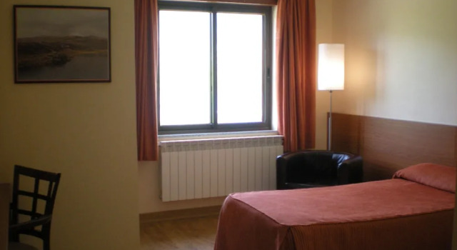 Одноместный номер Standard Hotel Don Pepe Lago de Sanabria