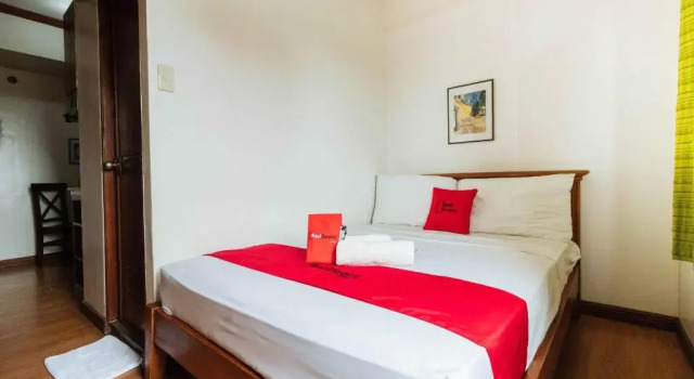 Семейный номер Standard RedDoorz at Moonwalk Paranaque