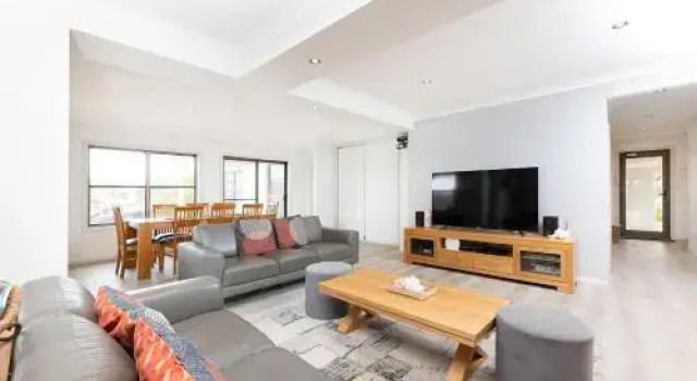 23 Elouera Crescent
