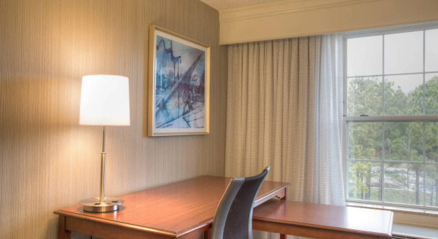 Двухместный номер Standard Courtyard by Marriott Chapel Hill