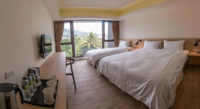 Standard Kolmen hengen huone Ket Hotel