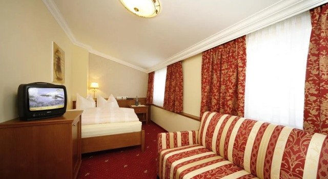 Hotel *** Restaurant formarin, Book Hotel Hotels in Vorarlberg with Parking, Parking