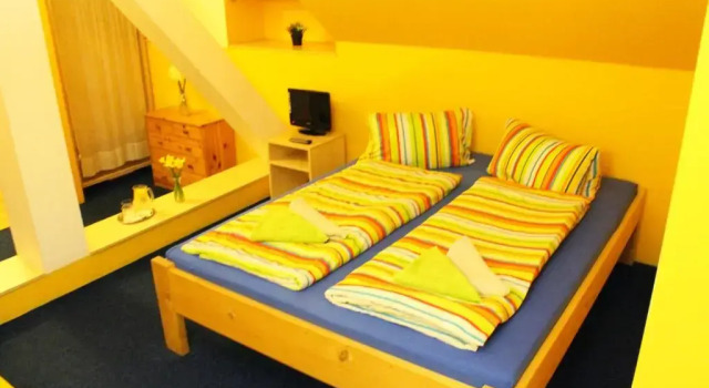Pension Esprit, Rezerwuj Hotel Dolni Branna 