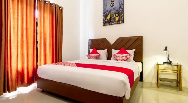 OYO Flagship 1794 Kamojo Gh Medan, Rezerwuj Hotel Medan Sumatra