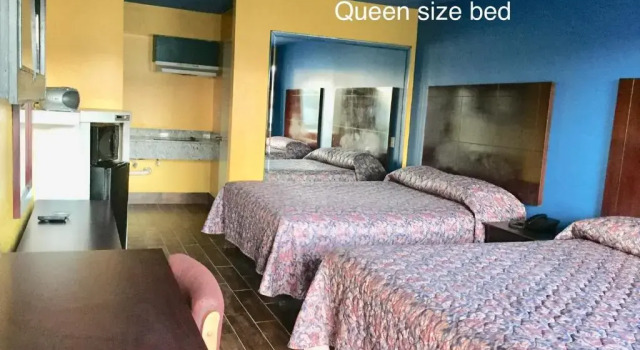 Standard Neljän hengen huone Luxury Inn