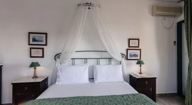 Номер Superior Dionysos Hotel