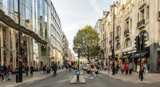 Central London 3-Bed Apartment near Oxford Street, Забронировать Апартаменты/квартира Лондон Большой Лондон, рядом с Музей сирот