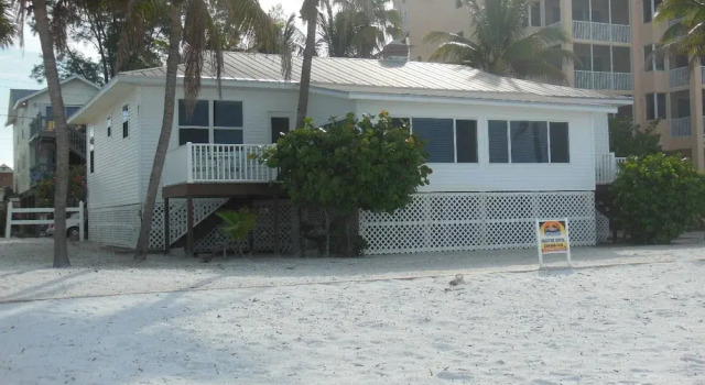 5400 Estero Blvd., Забронировать Отель Отели Fort Myers Area с бассейном, Бассейн